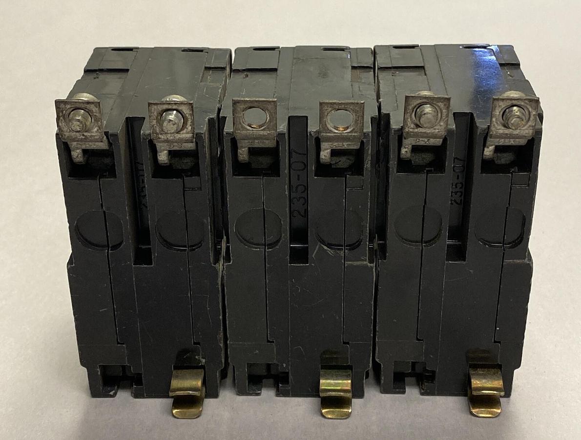 Used SQUARE D,LP-7354,CIRCUIT BREAKERS 30A 2P LOT OF 3
