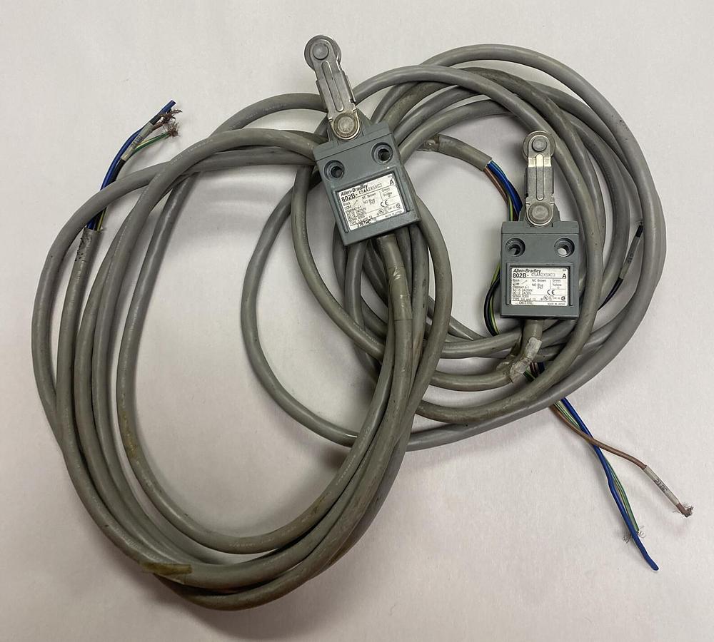 Used Allen-Bradley,CSAA2XSXC3,Compact Limit Switch Lot Of 2