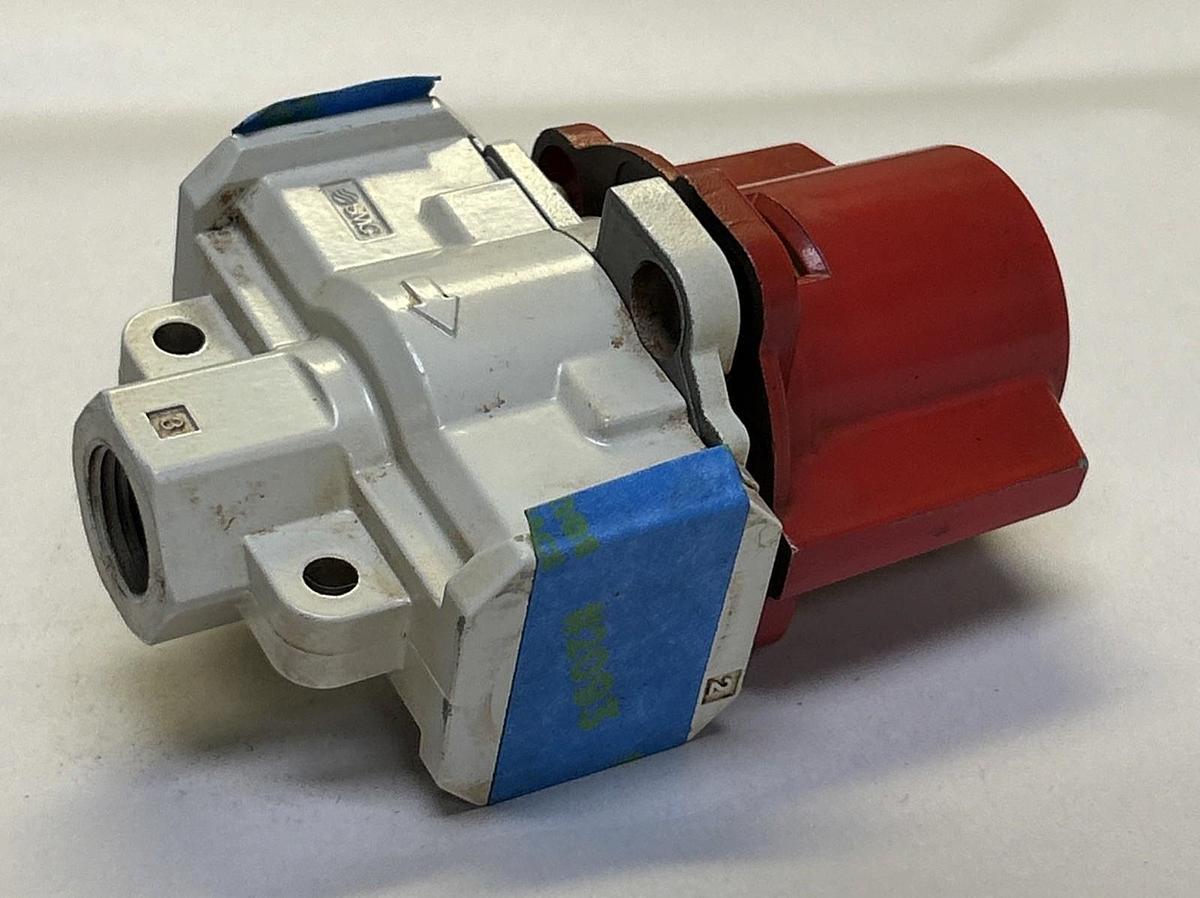 Used SMC,VHS40-N04B-Z,PRESSURE RELIEF VALVE