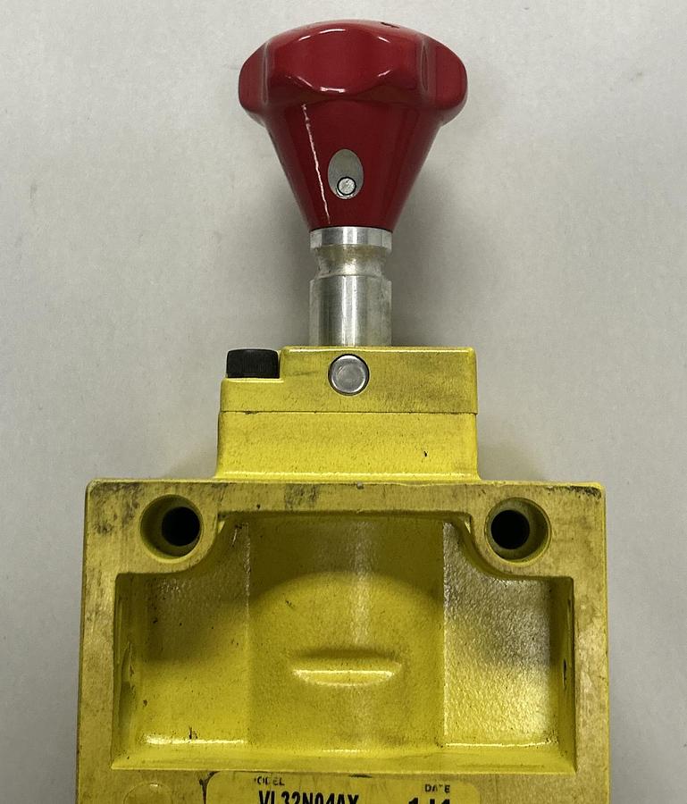 Used ASCO NUMATICS,VL32N04AY,LOCKOUT VALVE