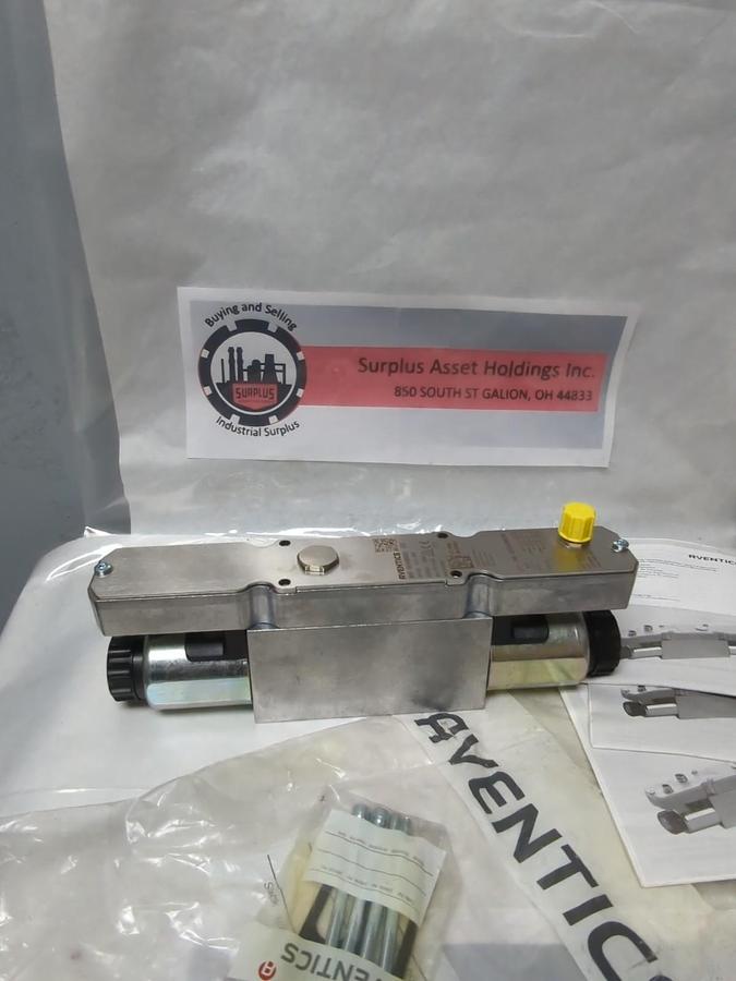 AVENTICS,R414000691,PNEUMATIC PRESSURE REGULATOR SERIES ED07 NOS