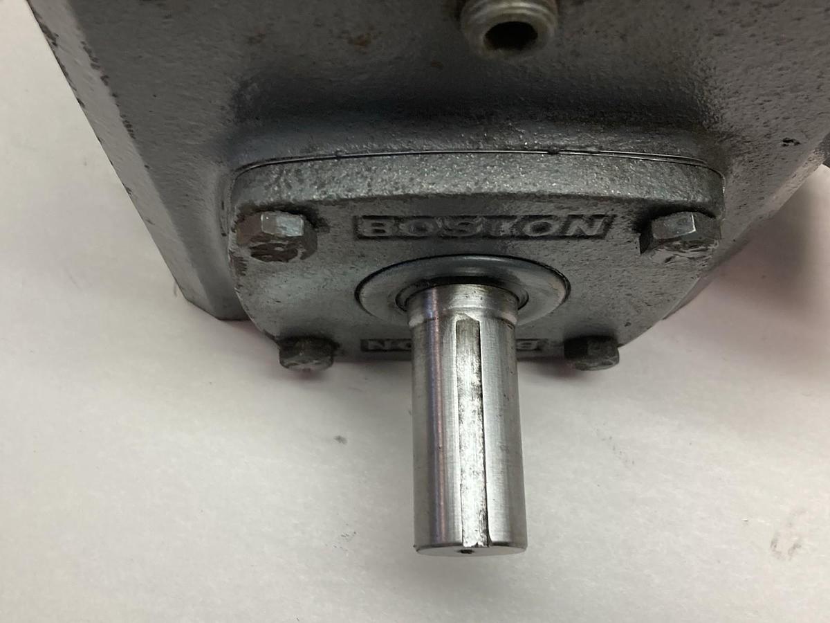 Used Boston Gear,F718-20-B5-G,Speed Reducer Frame 56C Ratio 20:1 0.770Hp