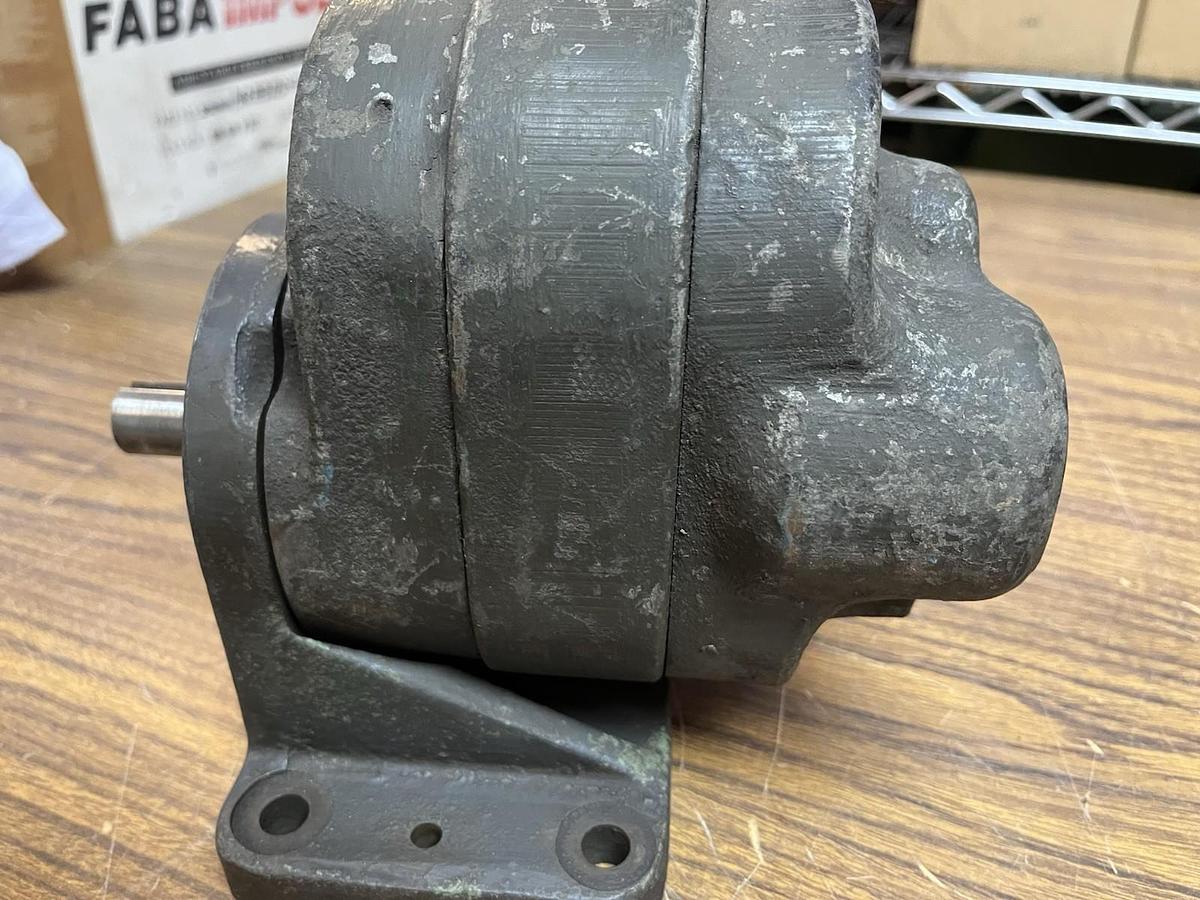 Used VICKERS,M2B-40-FT,HYDRAULIC VANE PUMP