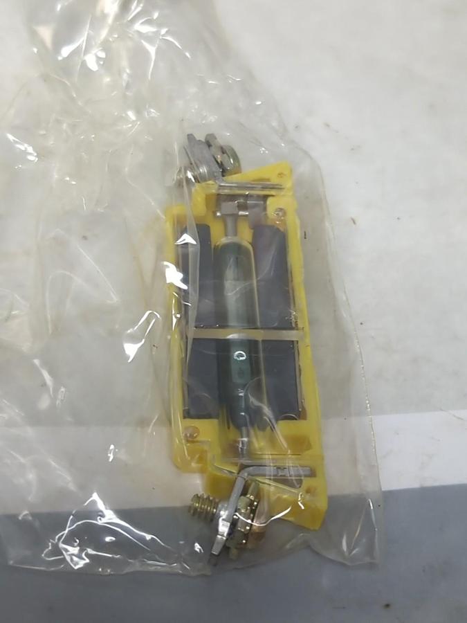 ALLEN BRADLEY,700-CR6,SERIES B CONTACT CARTRIDGE RELAY NOS