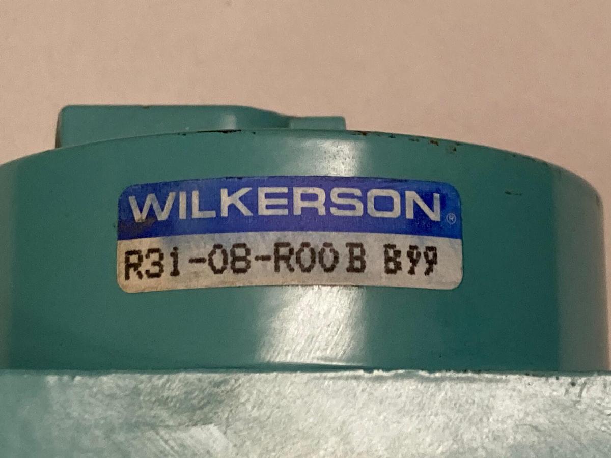 Used Wilkerson,R31-08-R00B B99,Dial Pressure Regulator