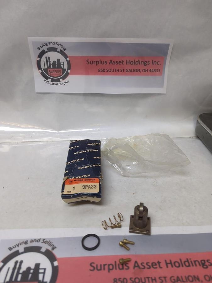 HONEYWELL,9PA33,MICRO SWITCH ROLLER ACTUATOR NOS