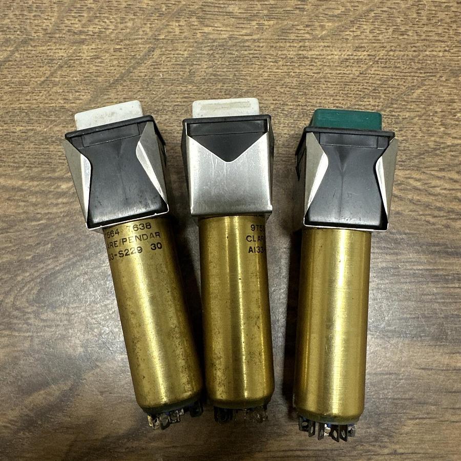 Used Clare Pender,97564 7638,Power Push Button