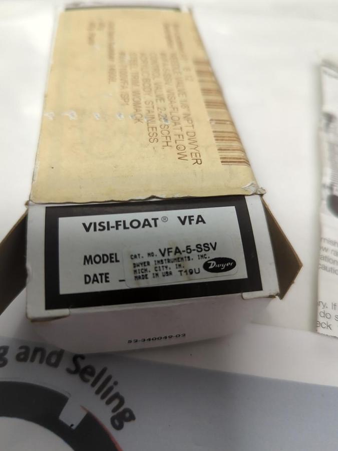 DWYER,VFA-5-SSV,VISA-FLOAT FLOW CONTROL VALVE 2-20 SCFH ACRYLIC BODY SS TRIM NOS