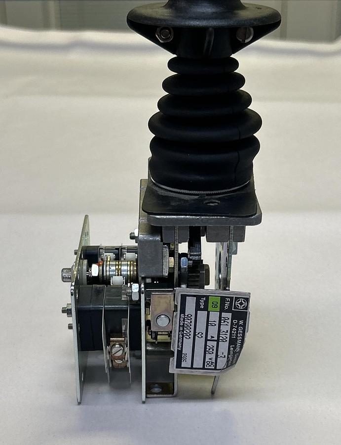 W GESSMANN,S2,JOYSTICK CONTROLLER 0613120-3 NOS