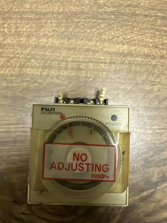 Used Fuji Electric,ST4PF,Timer With Base