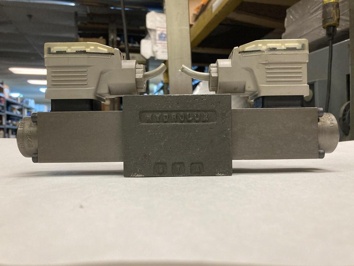 Used Husky,WE43P06C08NC0BN HPN676773,Hydaulic Valve