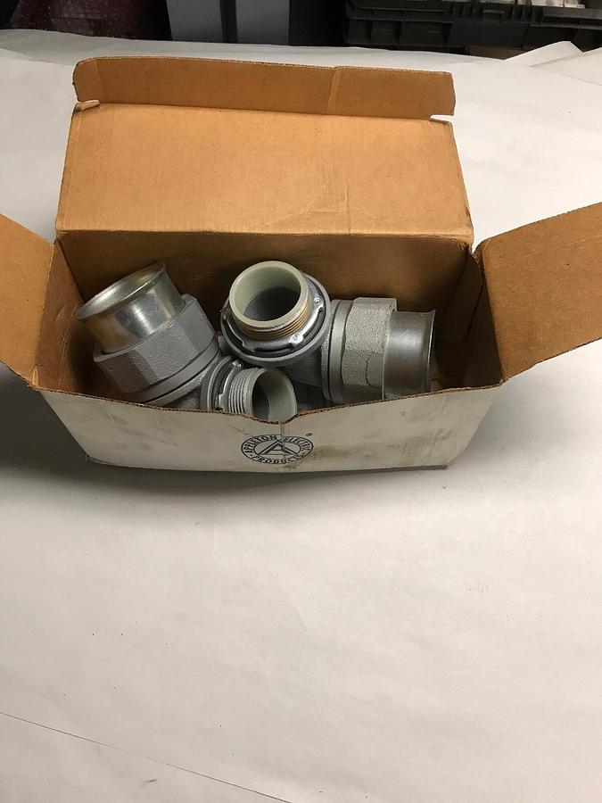 Appleton,STNM-90150,1-1/2 IN Mall Iron STNM Connector Box of 2