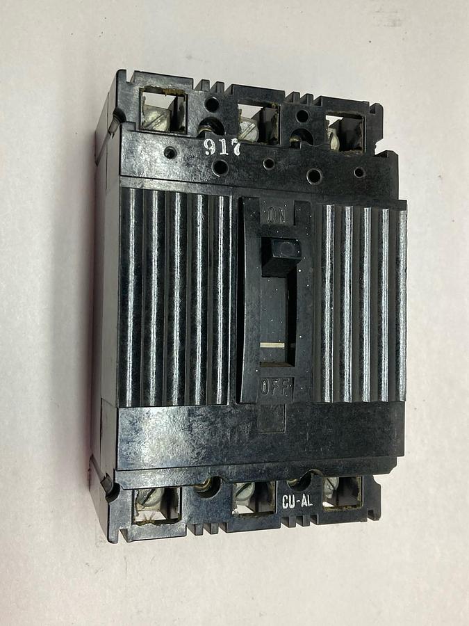 Used General Electric,TEF134100,3-Pole Circuit Breaker 100A 480Vac