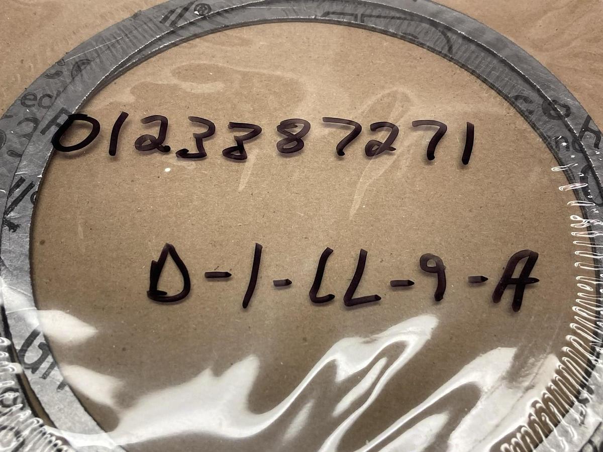 Used Unbranded,0123387271 0-1-LL-9-A,Gasket Seal