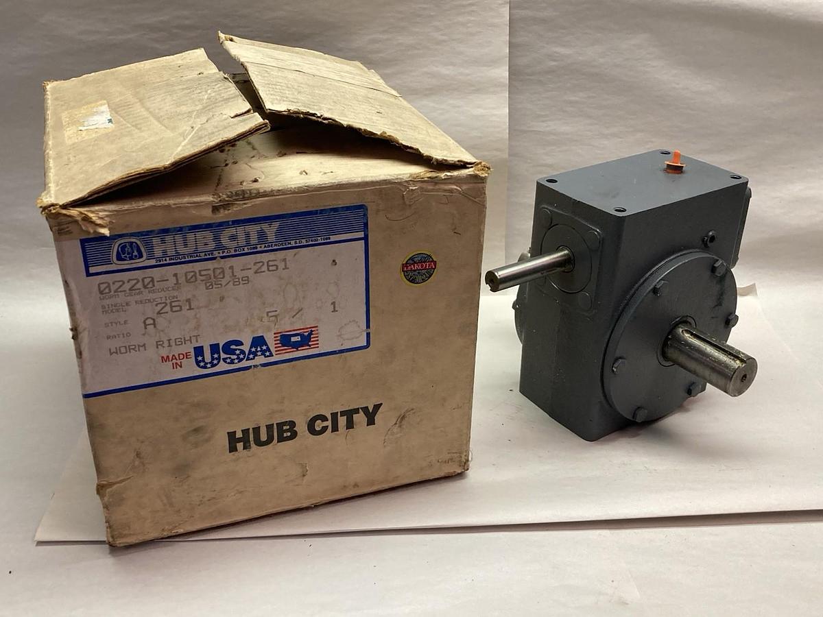 Hub City,0220-10501-261,Worm Gear Reducer Model 261 Ratio 5:1 Style A
