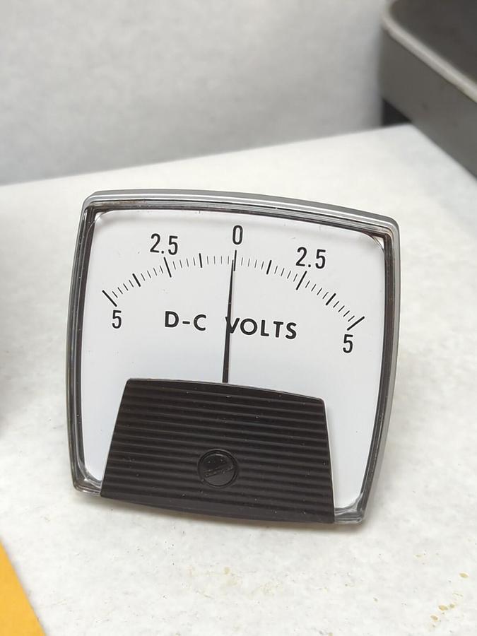 YOKOGAWA,250321LSLS,MODEL 250-3 PANEL METER NOS