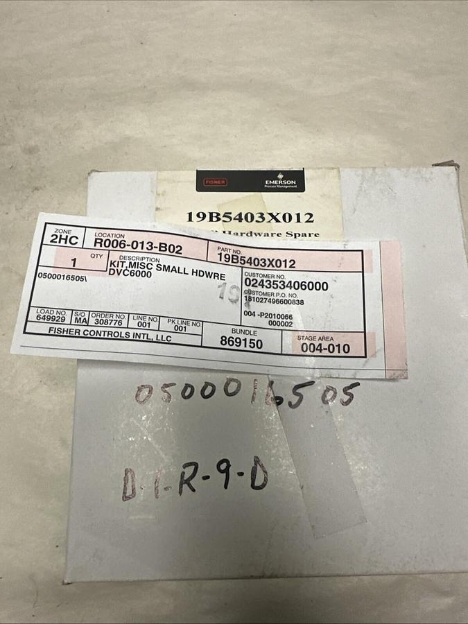 Used Fisher Controls,19B5403X012,Small Hardware Kit DVC6000