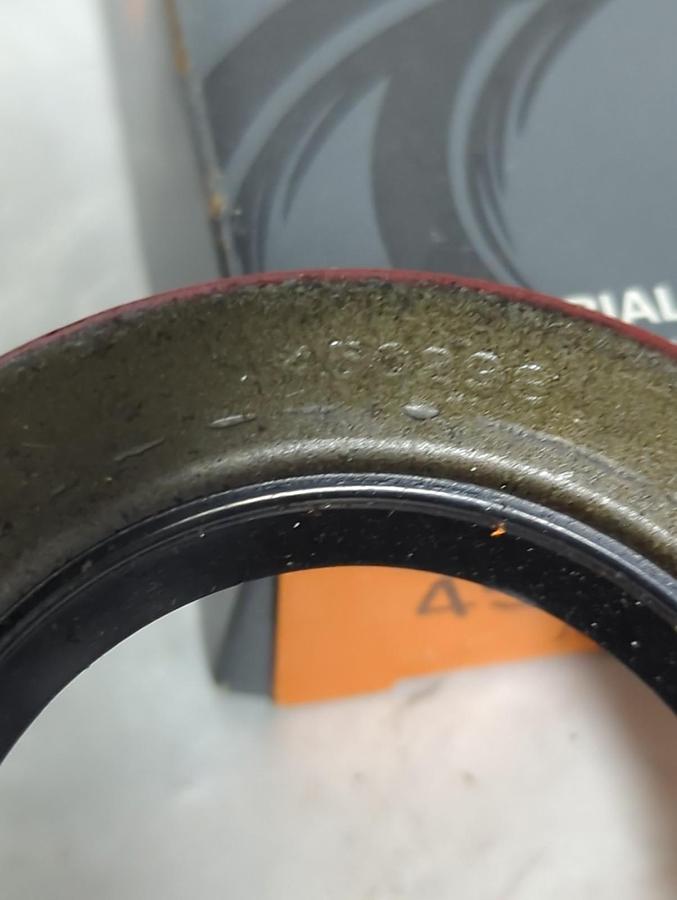 TIMKEN,450298,OIL SEAL 1.875X3X.5 INCH LOT OF 2 NOS