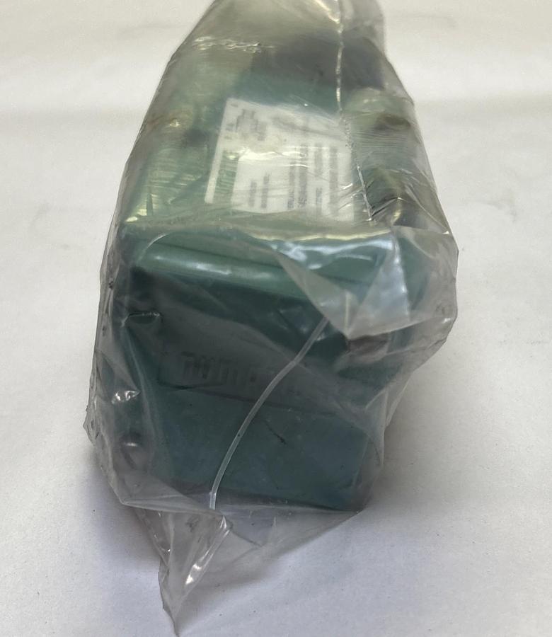 NUMATICS,554SA400K011B30,SINGLE DIRECT SOLENOID VALVE NOS