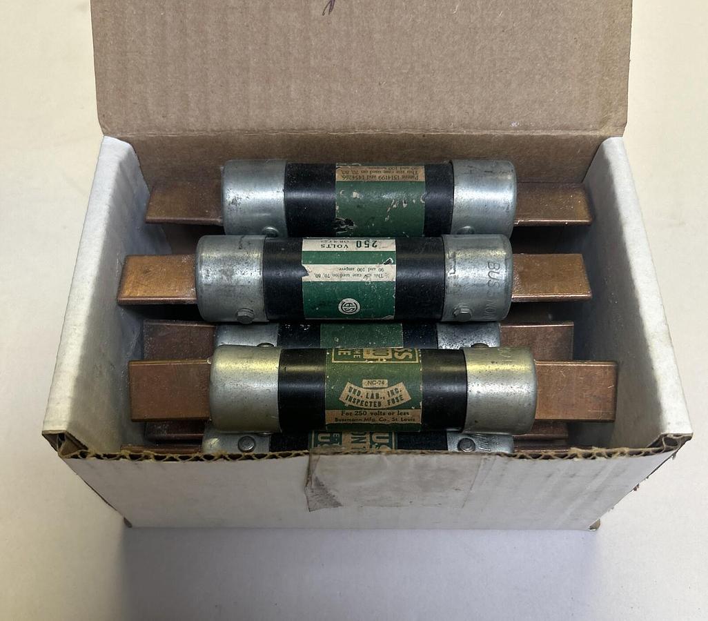 Used BUSSMANN,NON100,FUSE 100A 250V LOT OF 9