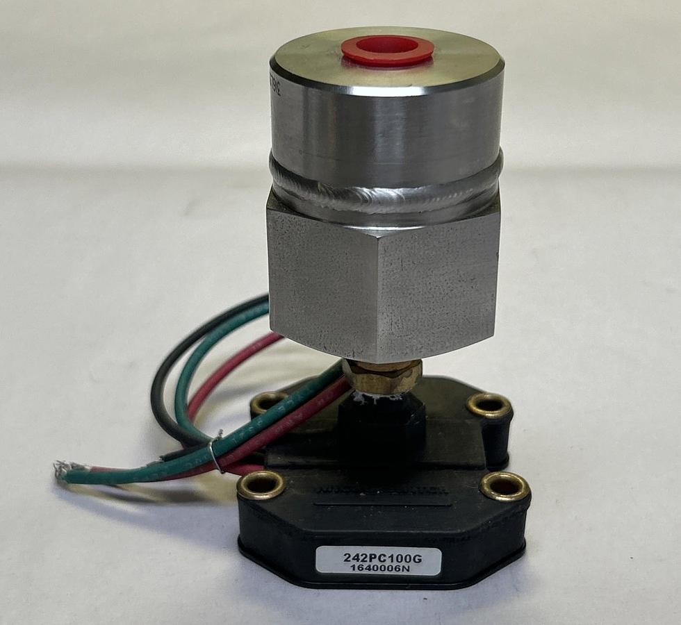 Used HONEYWELL MICRO SWITCH,242PC100G,PRESSURE TRANSMITTER TRANSDUCER SENSOR