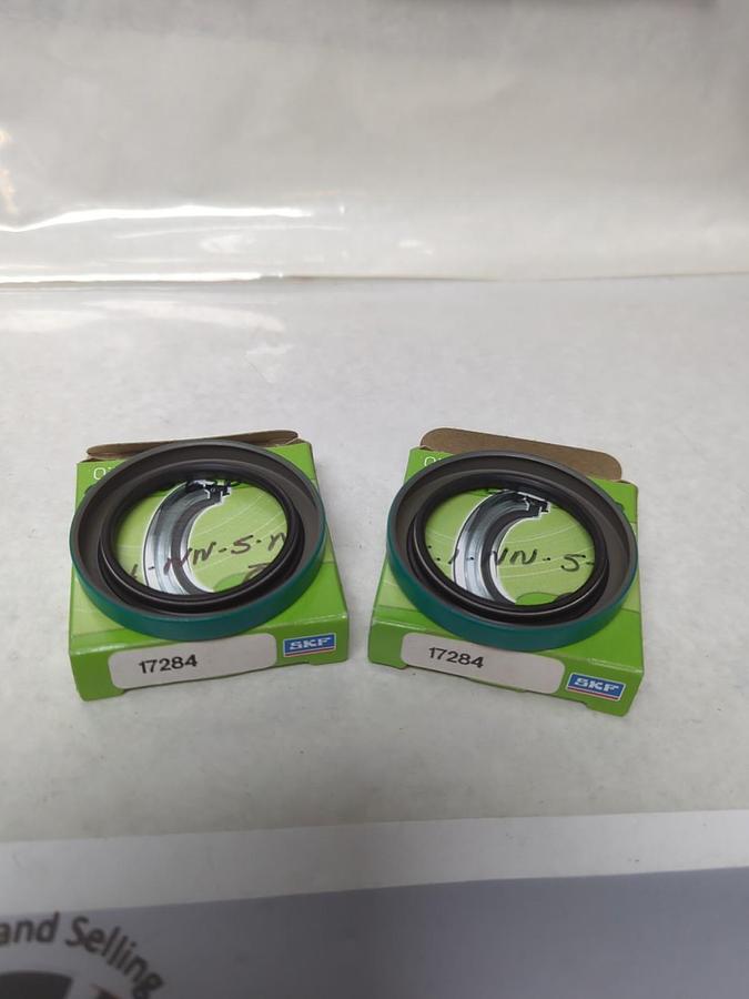SKF,17284,OIL SEAL LOT OF 2 NOS