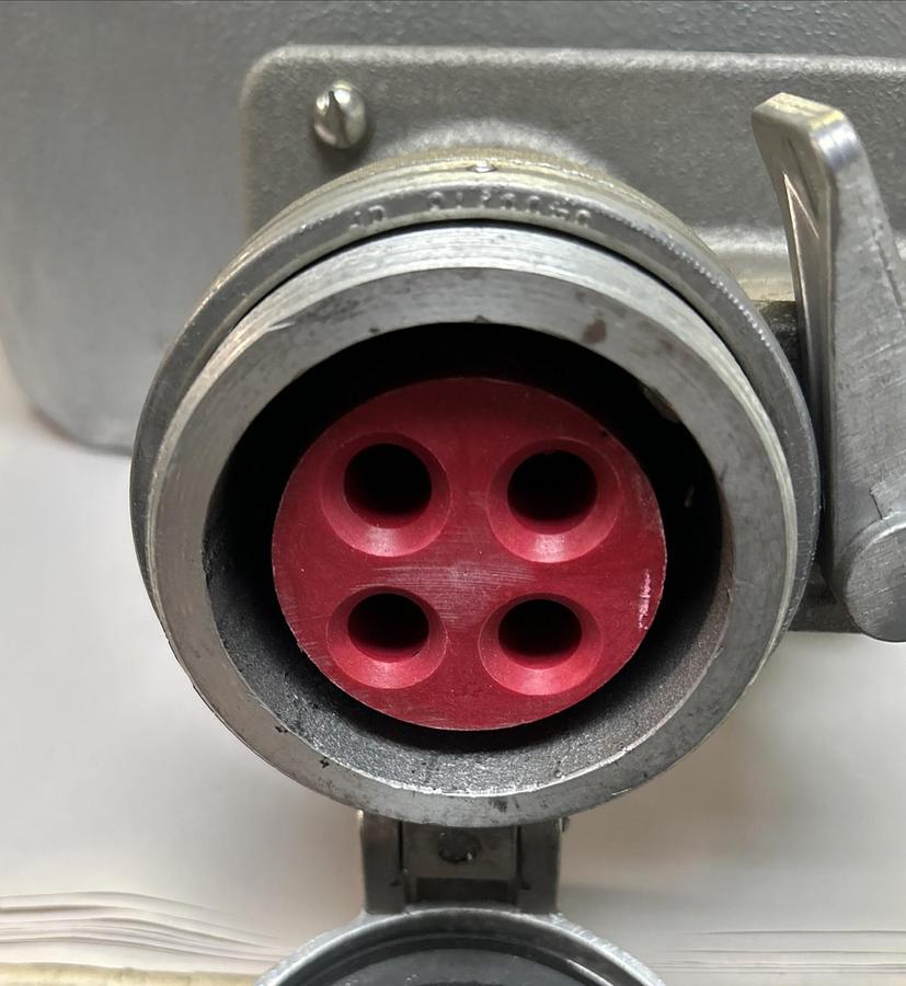 Used CROUSE-HINDS,WSR103542,INTERLOCK RECEPTACLE ENCLOSED DISCONNECT SWITCH 100A 600V