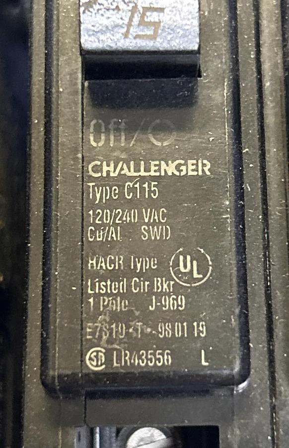 Used CHALLENGER,C115,CIRCUIT BREAKER 15A 120/240V 1P LOT OF 11