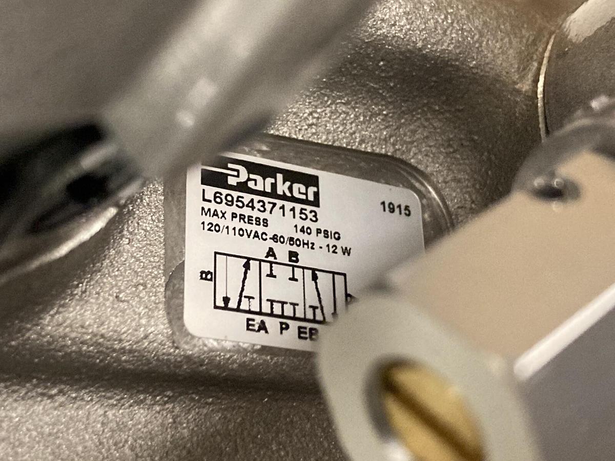 Parker,L6954371153,Valve
