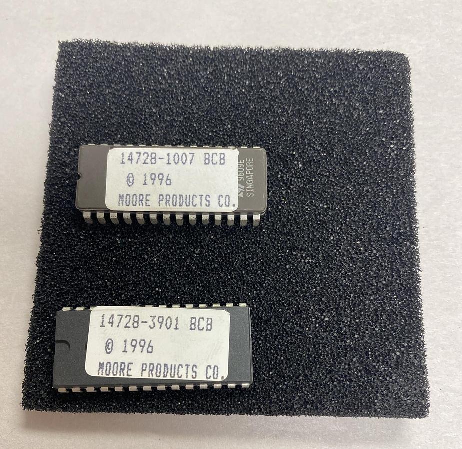 MOORE,16105-26,SOFTWARE UPDATE KIT MOD-352 NOS