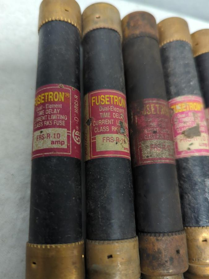 Used COOPER BUSSMANN,FRS-R-10,FUSETRON 10 AMP FUSE LOT OF 15 PRE-OWNED