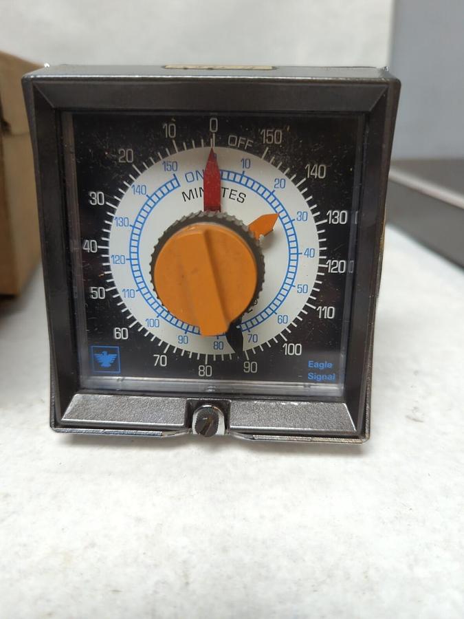 EAGLE SIGNAL CONTROLS,HG100,FLEXOPULSE MODULE TIMER 0-150 MIN NOS