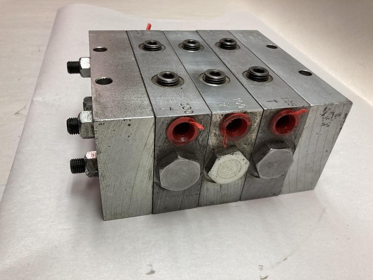 Graco,3074509,Divider Valve