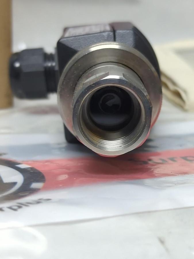 KROM SHRODER,84315200,UV-DETECTOR 220/240VAC 50/60HZ UVS 10D0G1 NOS