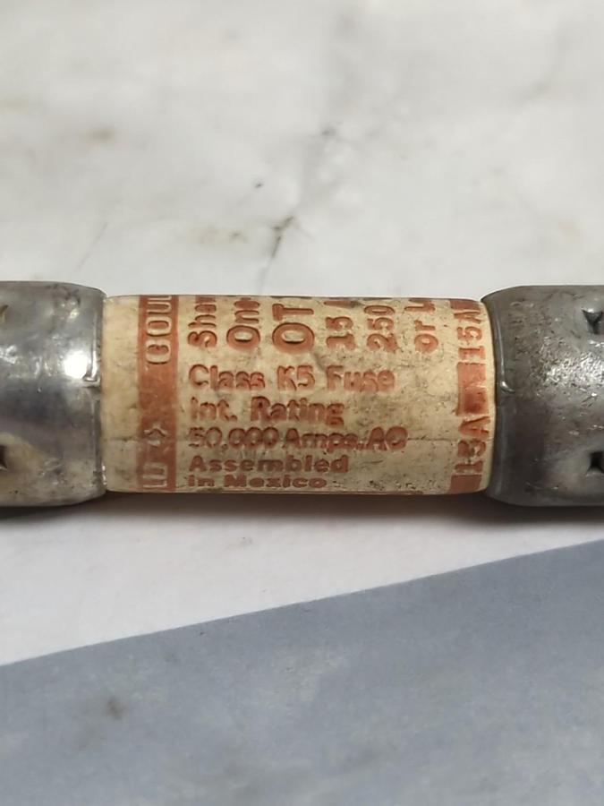 Used GOULD SHAWMUT,OT15,ONE-TIME 15 AMP FUSE LOT OF 4 PRE-OWNED