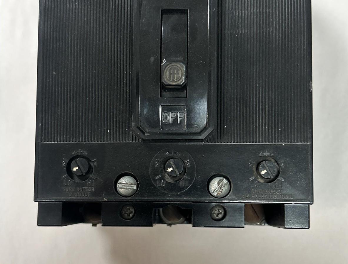 Used ITE,EF3-A005,CIRCUIT BREAKER 5A 600V 3P