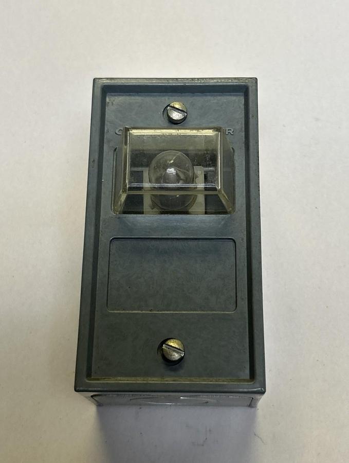 CUTLER-HAMMER,10250H5120A,ILLUMINATED LIGHT NOS