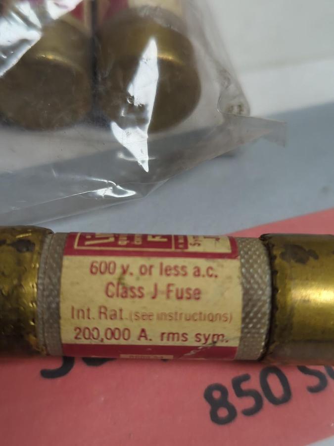 Used COOPER BUSSMANN,JKS6,LIMITRON FUSE 6 AMP LOT OF 16 PRE-OWNED