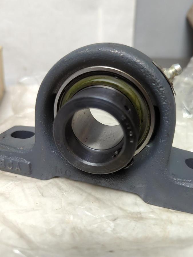 FEDERAL MOGUL,PWG-1-3/16-RSM,PILLOW BLOCK BEARING 1-3/16 INCH BORE NOS