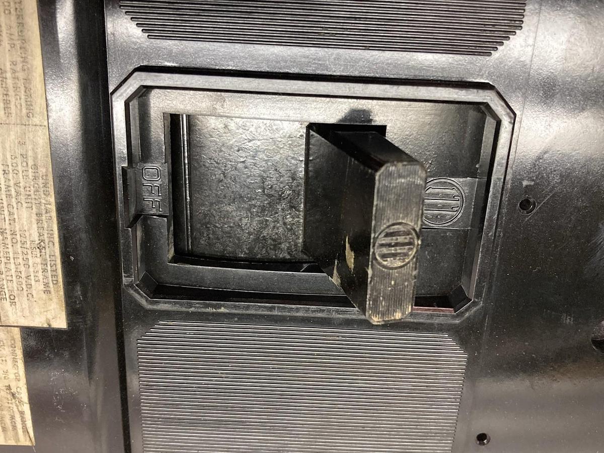 Used ITE,JL3-F600,3-Pole Circuit Breaker Trip Unit 600A 125/250VDC