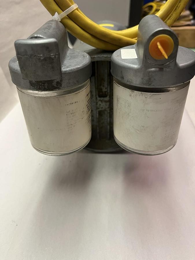 Used GAST,0322-V103-G8DX,VACUUM PUMP GE 5KH33DN137BX 1/6HP 115V 1PH