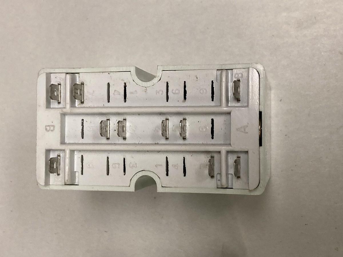 Magnecraft,385XBX-24D,Latching Relay 24VDC Coil 15A