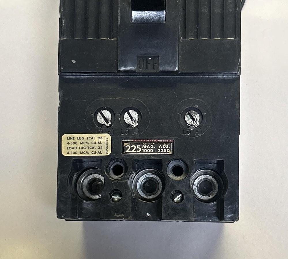 Used GENERAL ELECTRIC,TFJ236225,CIRCUIT BREAKER 225A 600V 3P