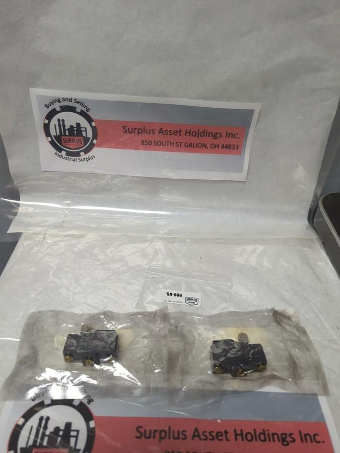 MICROSWITCH,BZ-2RW822-A2,ROLLER LIMIT SWITCH LOT OF 2 NOS