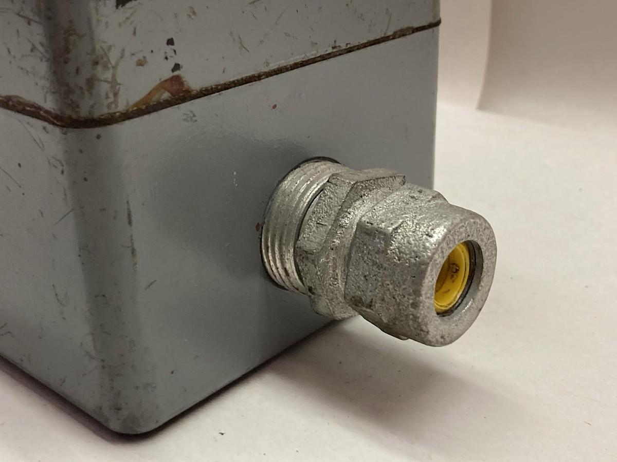 Used Square D,Type KY-2 Class 9001,Heavy Duty Control Station Ser A