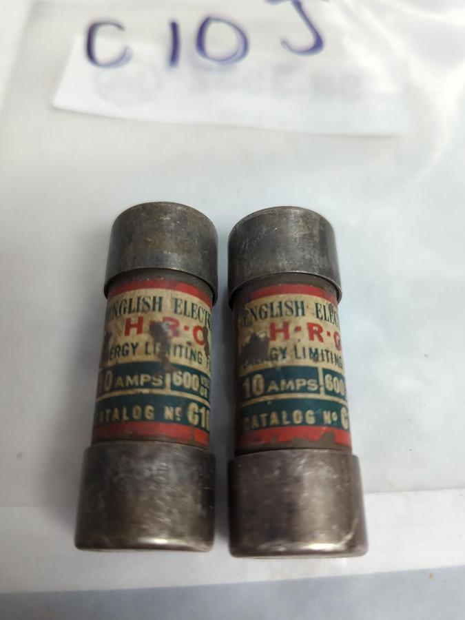 Used ENGLISH ELECTRIC,C10J,ENERGY LIMITING 10 AMP FUSE LOT OF 2 PRE-OWNED