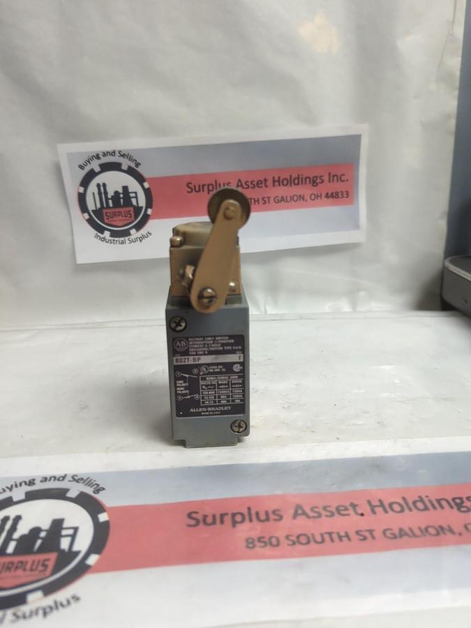 Used ALLEN BRADLEY,802T-BP,SERIES F OILTIGHT LIMIT SWITCH PRE-OWNED