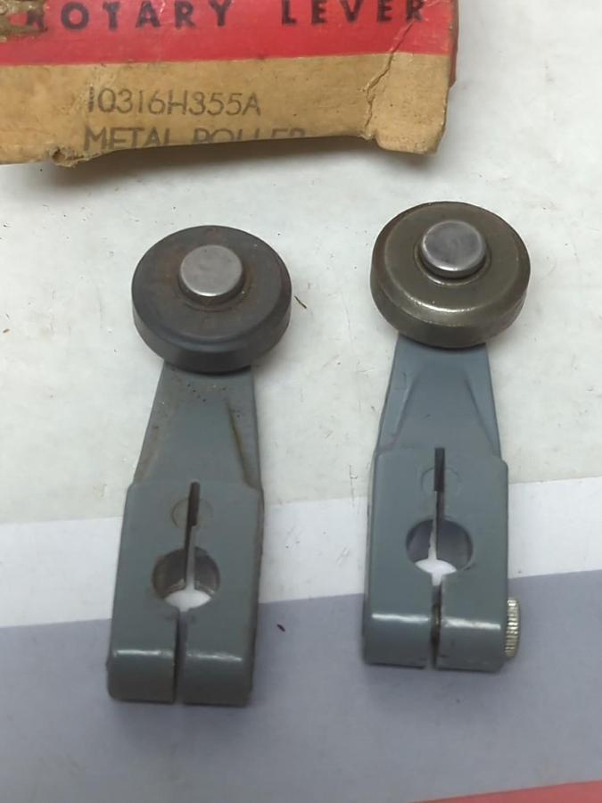 CUTLER-HAMMER,10316H355A,ROTARY LEVER PACK OF 2 NOS