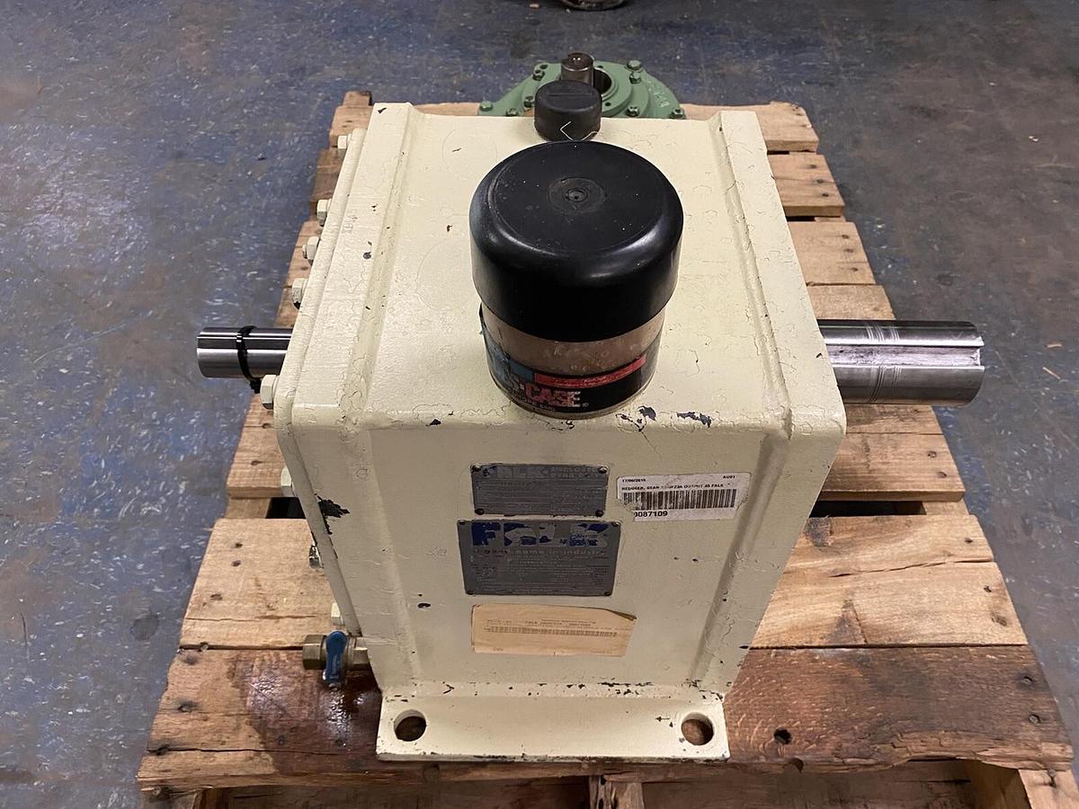 Used Falk,1060FZ3A,ENCLOSED GEAR DRIVE RATIO 38.73 10HP