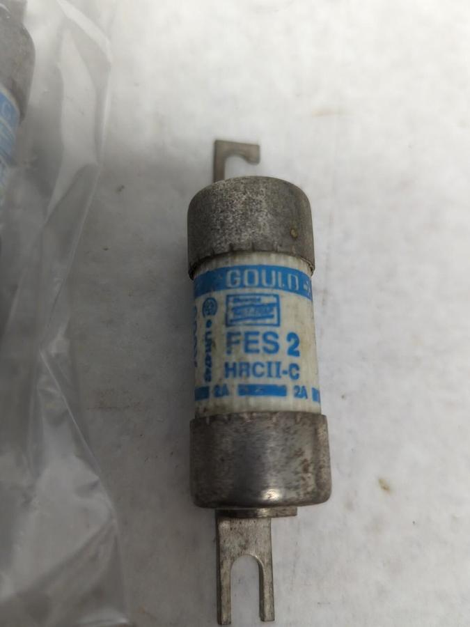 Used GOULD,FES-2,BOLT ON FUSE HRCII-C LOT OF 10 PRE-OWNED